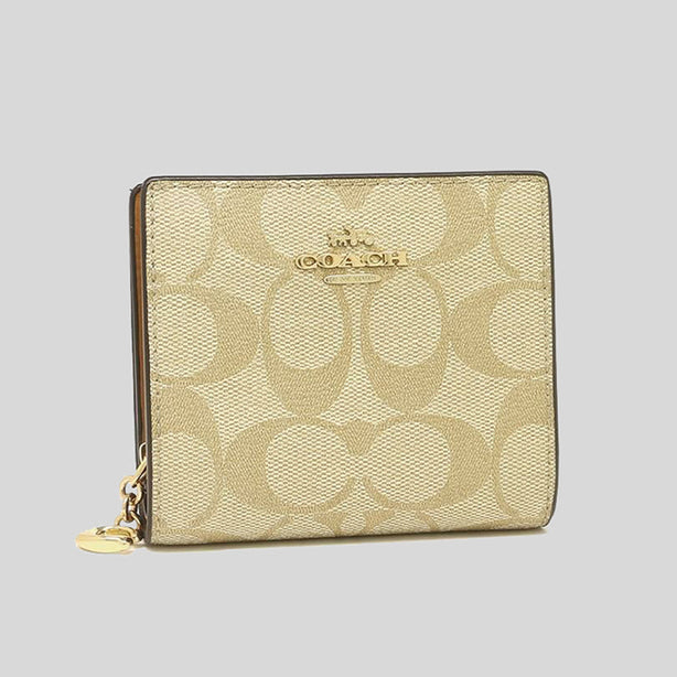 Coach light saddle on sale wallet