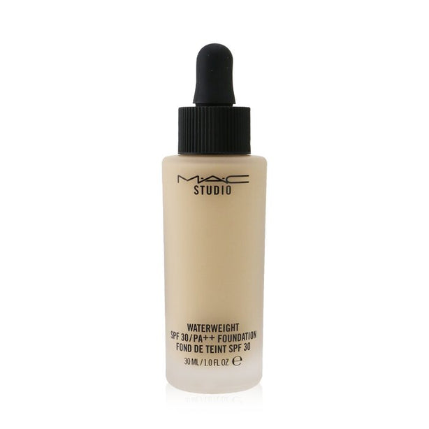 Studio Waterweight Foundation Spf 30 - # Nc25 (light With Golden Peach Undertone) - 30ml/1oz