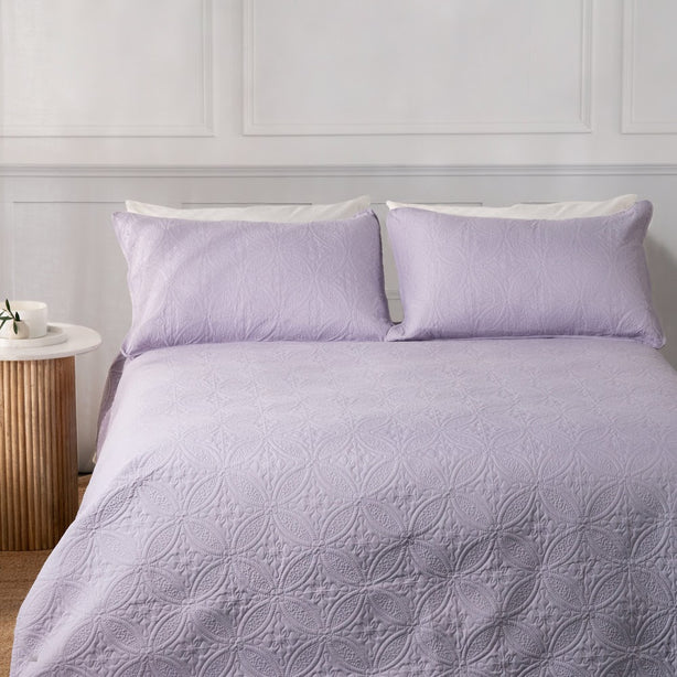 Robinsons Silky Soft Lightweight Blanket Microfibre Flora Core Collection (Bedspread, Bed Cover, Bed Quilt, Comforter - Includes Free Pillowcases)