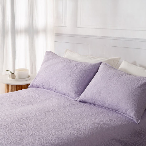 Robinsons Silky Soft Lightweight Blanket Microfibre Flora Core Collection (Bedspread, Bed Cover, Bed Quilt, Comforter - Includes Free Pillowcases)