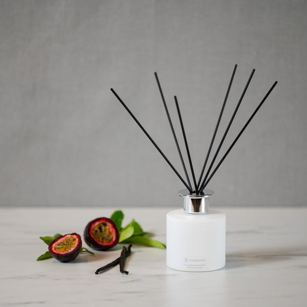 Robinsons Vanilla Bean & Passionfruit Reed Diffuser 200ml