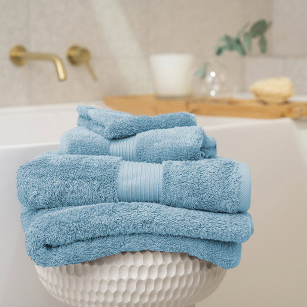 Robinsons Egyptian Luxury Bath Towel Heritage Collection